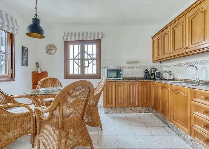 Apartment Hogar Palmera With Pool &