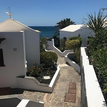 Hogar Palmera With Pool & Διαμέρισμα Playa Honda (Lanzarote)
