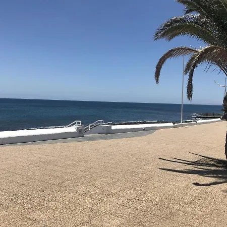 Hogar Palmera With Pool & Appartamento Playa Honda (Lanzarote)