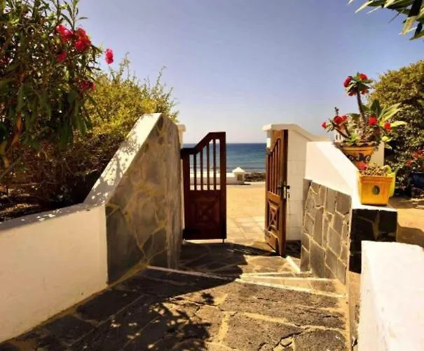 Hogar Palmera With Pool & * Playa Honda (Lanzarote)